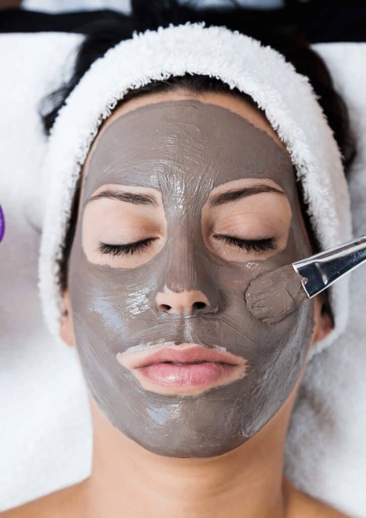 Best Salon in HRBR Layout Best Salon in HRBR Layout